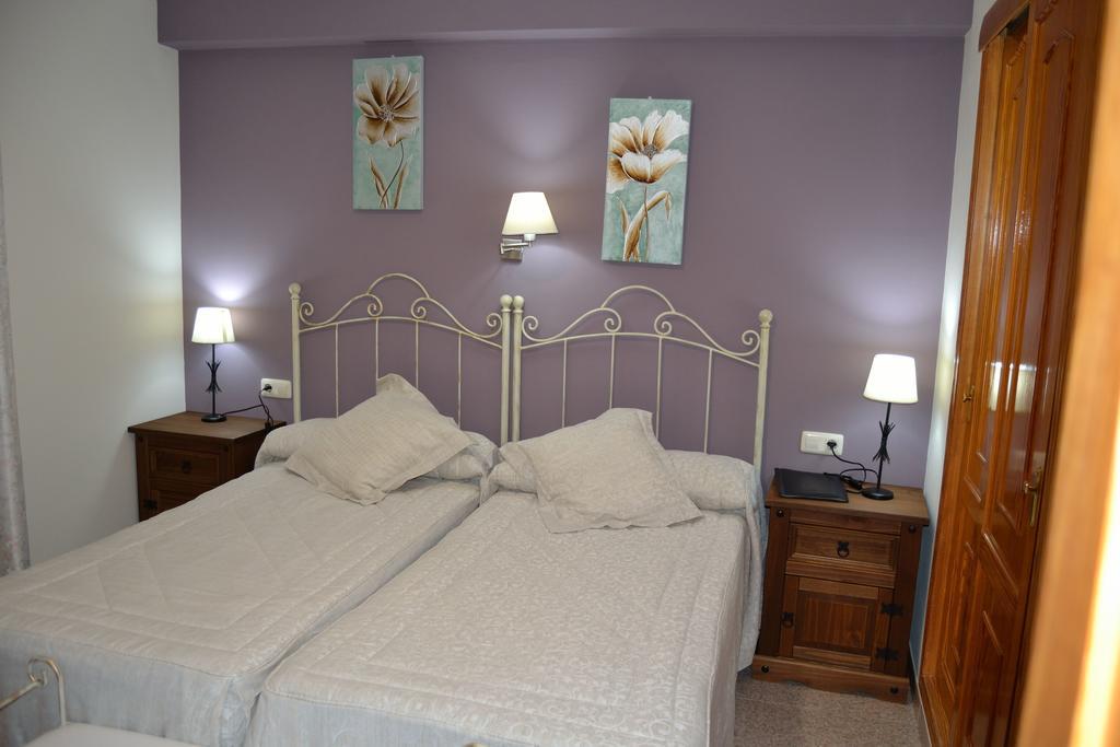Double or Twin Room,240017269:JPEG